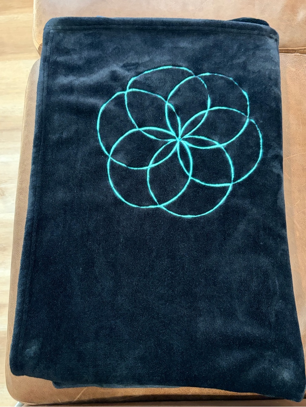 apple breathe embroidered blanket